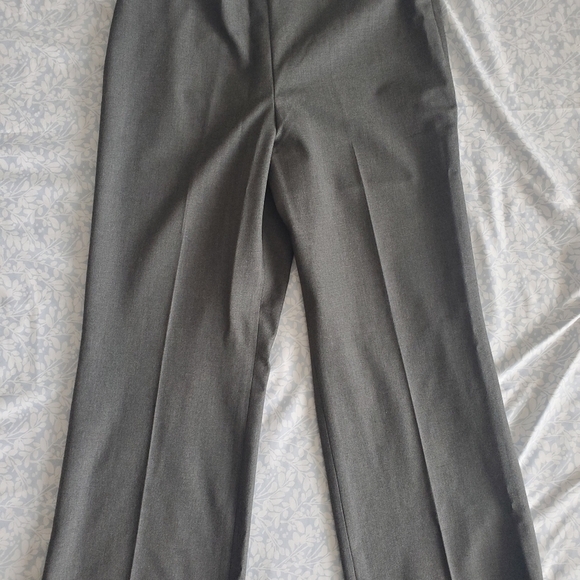 Bundle Only: Talbots Women's Pants Size 10 P Gray Business Classic wide legs. - Picture 3 of 14